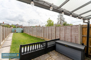 Garden/Patio- click for photo gallery